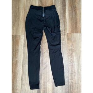 Time & Tru size XS skinny zip back ponte pant
